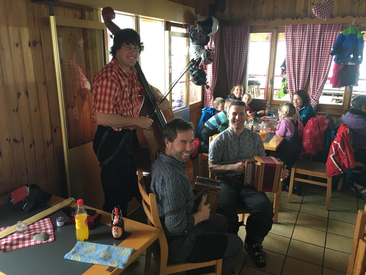 Restaurant Fleschboden Vandrehjem Rosswald Eksteriør billede